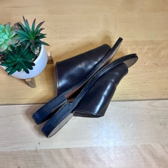 Army Navy | Men's Brown Leather Slide Sandals Size 8