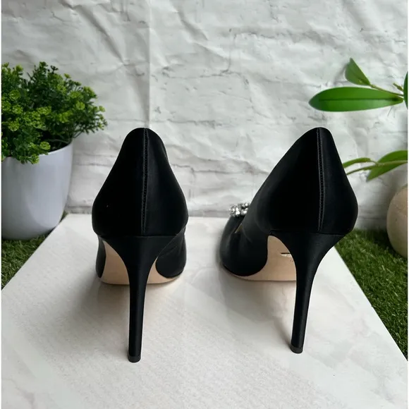 Badgley mischka black Cher Crystal Embellished Pump size 9 new