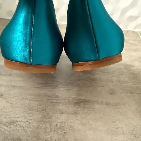 Badgley Mischka Davis Embellished Satin Flats Size 10