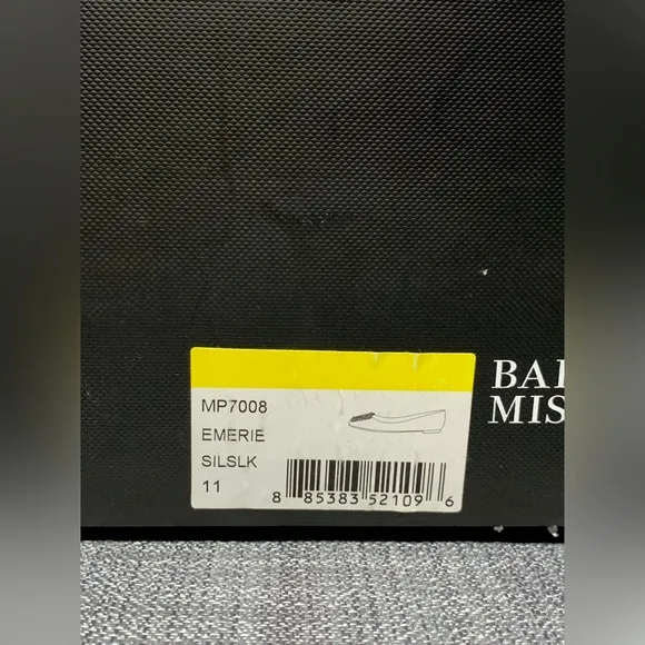 Badgley Mischka Emerie Slip On Embellished Evening Flats Silver Size 11