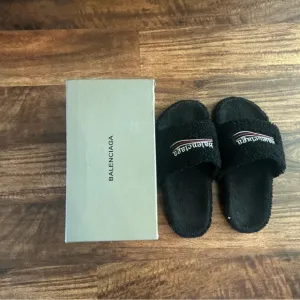 Balenciaga Men's Black Slides