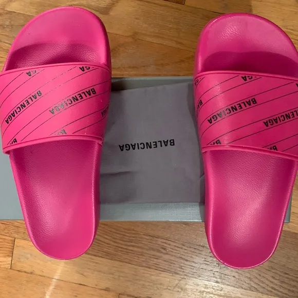 Balenciaga Pink Monogram Slide Sandals Sz37.5 excellent condition