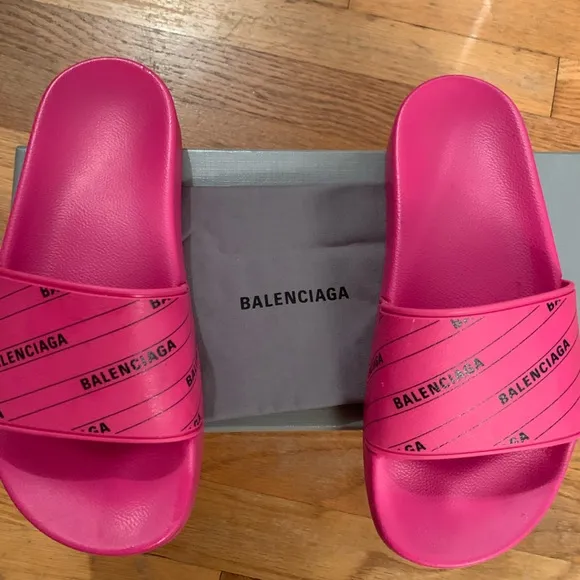 Balenciaga Pink Monogram Slide Sandals Sz37.5 excellent condition