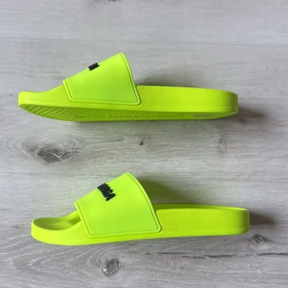 BALENCIAGA Pool Slide logo detailed rubber slides lime size 7 NWT in box