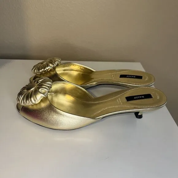 BALLY Golden Metallic Leather Flower Slide Kitten heel Peep Toe Size 6.5 37