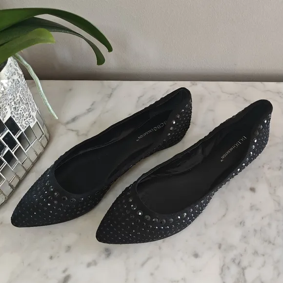 BCBGeneration Black on Black Sequin Studded Ballet Flats | Size 8M/38