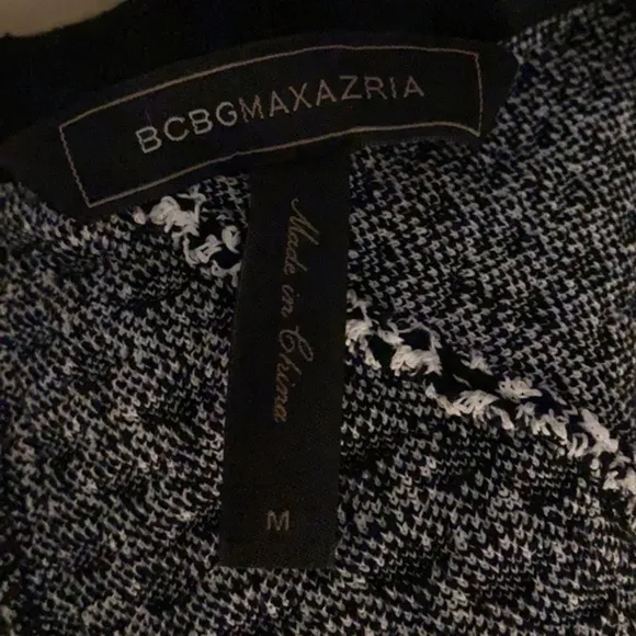 BCBGMaxAzria like new M bandage dress with long zipper on the back super stylish