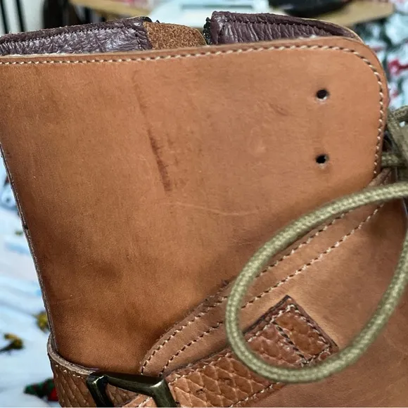 Bedstu Roan Deception Leather Wrap Over Tan Military Steampunk Boots -6.5 NWOT