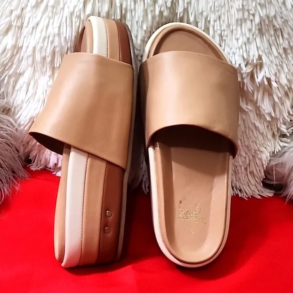 BEEK ALBATROSS SANDALS