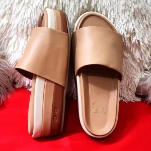 BEEK ALBATROSS SANDALS