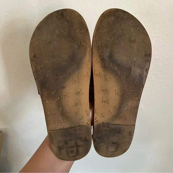Beek Mockingbird Slide Black Sandals Size 7