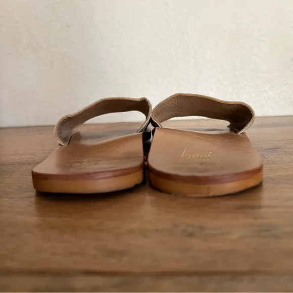 Beek Mockingbird Slide Sandals Size 9