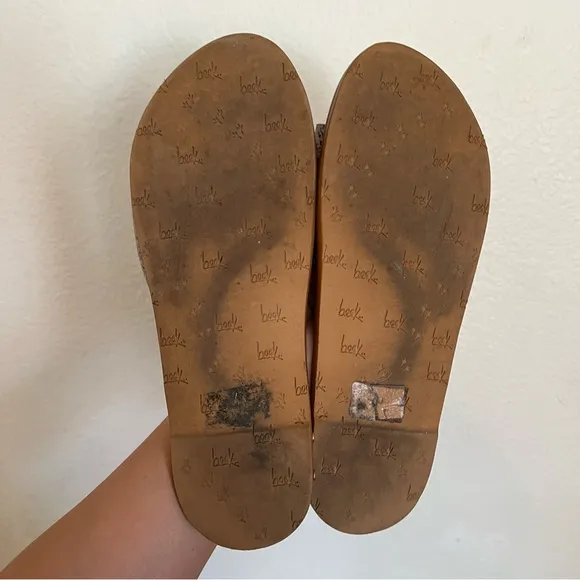 Beek Mockingbird Slide Sandals Size 9
