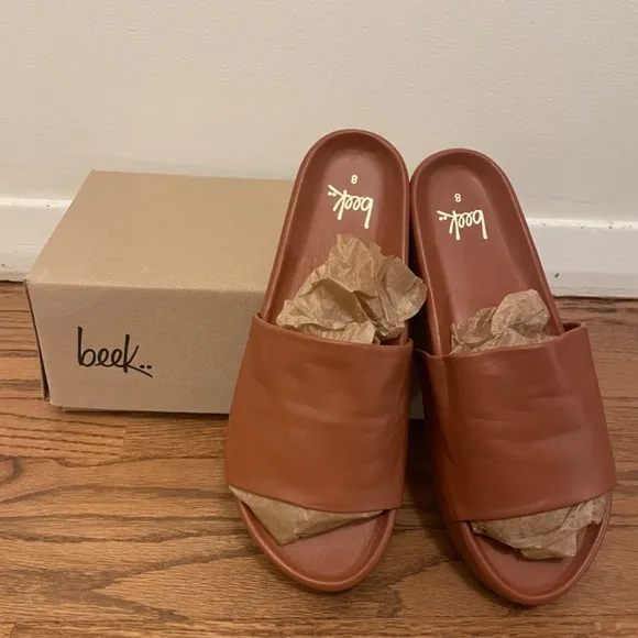 Beek Pelican Leather Slide Platform Sandal, NWT