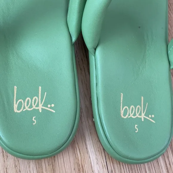 Beek Sugarbird Two Straps Slide Leather sandals.High quality