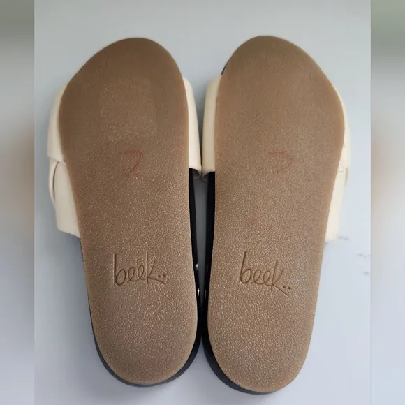 BEEK  Women's Leather Cream/Black Slide Sandals Size 7