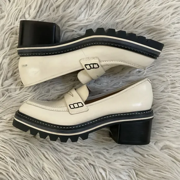 Bernardo Selma Ivory White Chunky Leather Lug Sole Heeled Platform Loafer EUC 7
