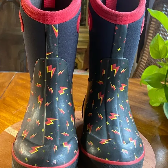 Big Boys Size 11 Lightning Winter Snow Boots