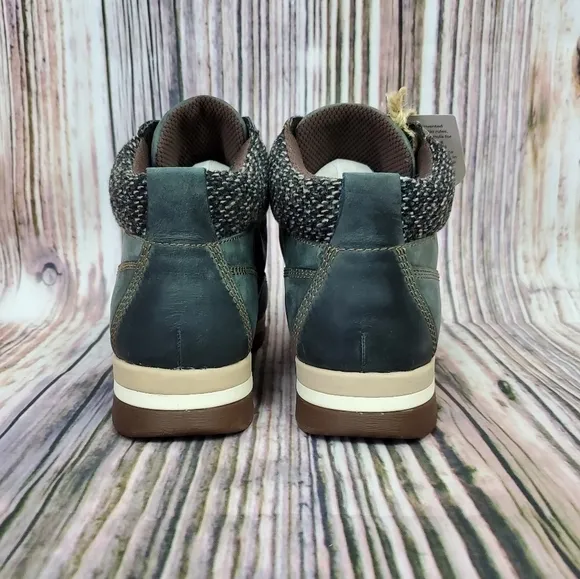 Bionica Blue Jean Tucson Lace Up Hiker Boots
