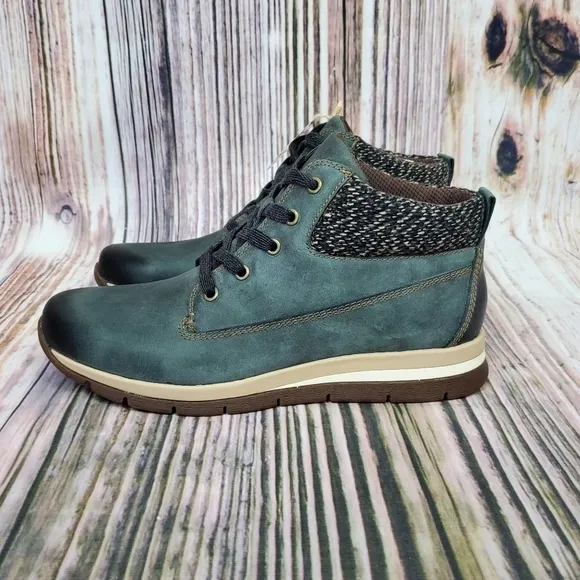 Bionica Blue Jean Tucson Lace Up Hiker Boots