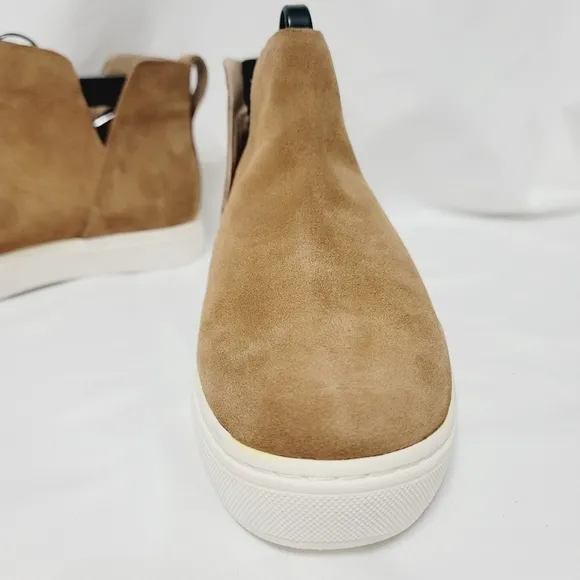 BIRDIES The Falcon Suade Bootie in Saddle - size 5
