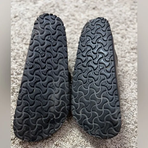 Birkenstock Black Slide on Sandals