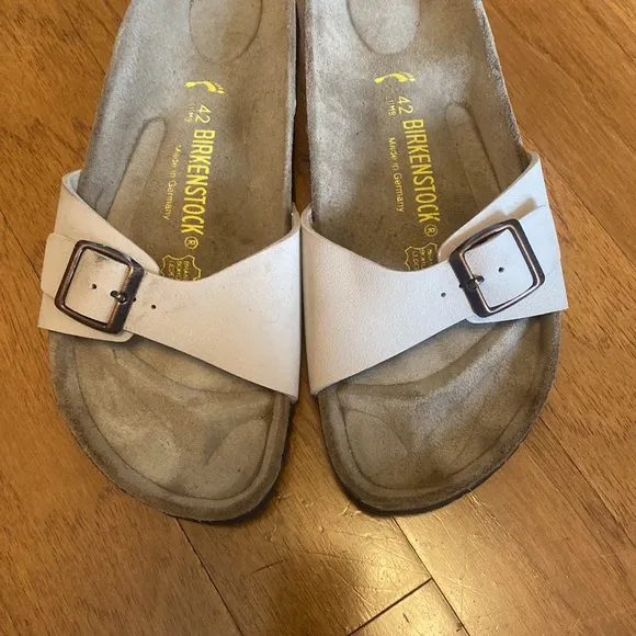 Birkenstock Madrid buckle slide Sandal 🌊