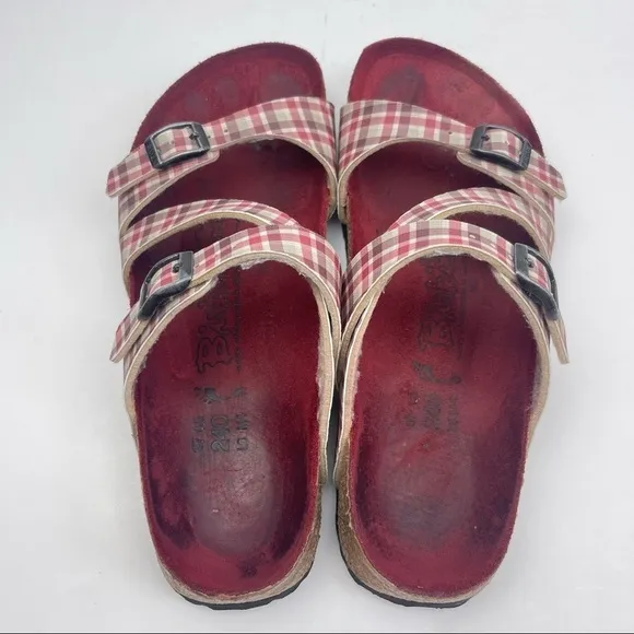 𝅺Birki’s Birkenstock Red Plaid Print Slide Sandals Women’s Size EU 37 US 6