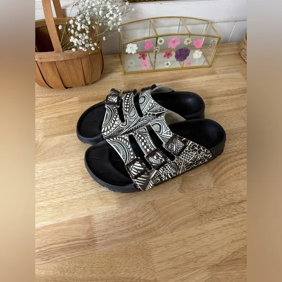 BIRKS By Birkenstock Beach Slide Sandals Brown Paisley Design Size 10 - 41 Boho