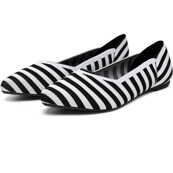Black and White Zebra Stripe Flats with Rounded Toe