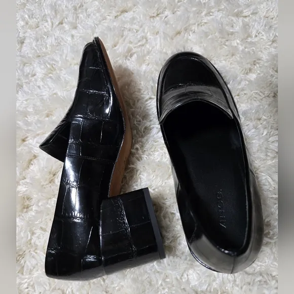 Black Croc-Embossed Block Heel Loafers