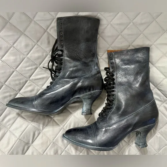 Black Leather Granny Lace-Up Women's Boots