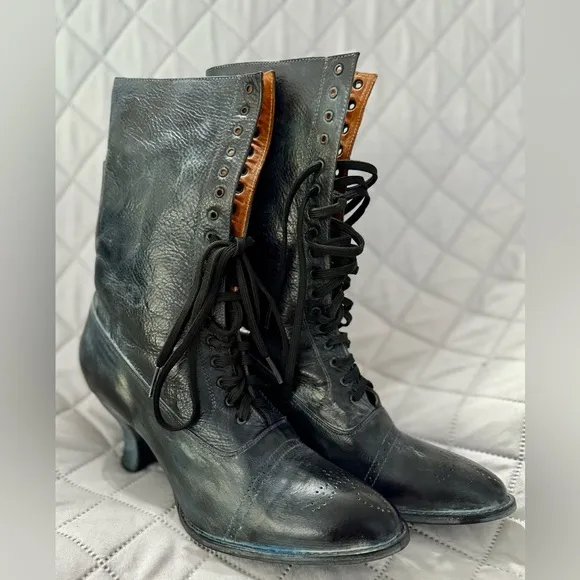 Black Leather Granny Lace-Up Women's Boots
