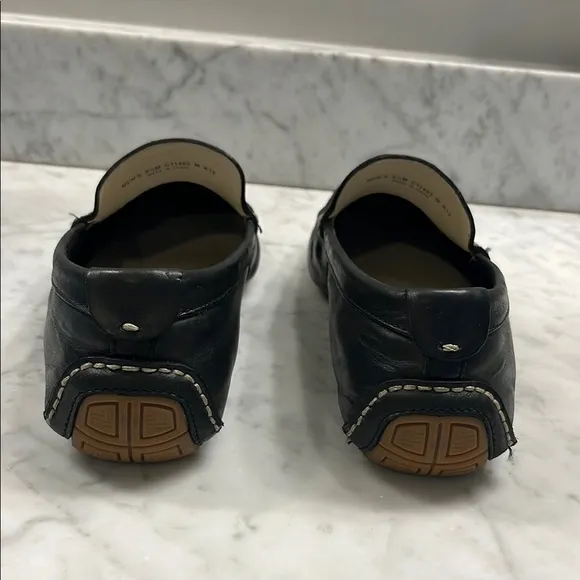 Black Leather Slip-On Loafers with Moccasin Stitching