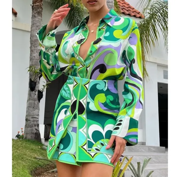 BLOGGER'S FAVE! Zara Printed Mini Skirt Green NWT