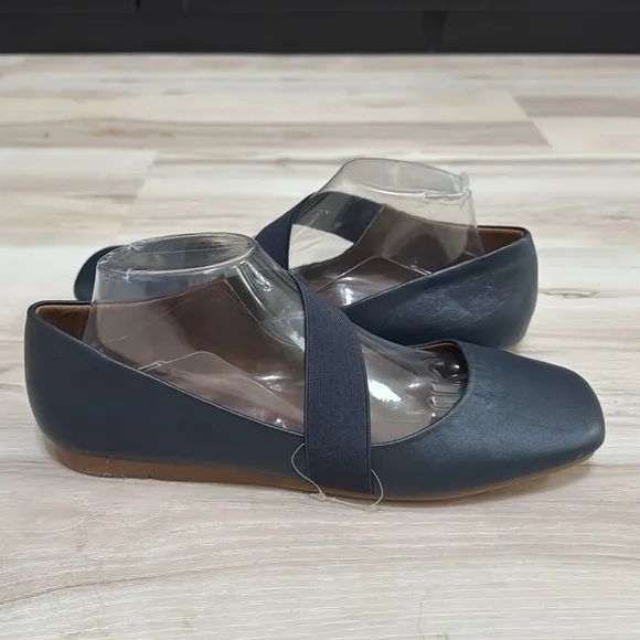 Blondo Brielle Waterproof Ballet Flat Navy Blue