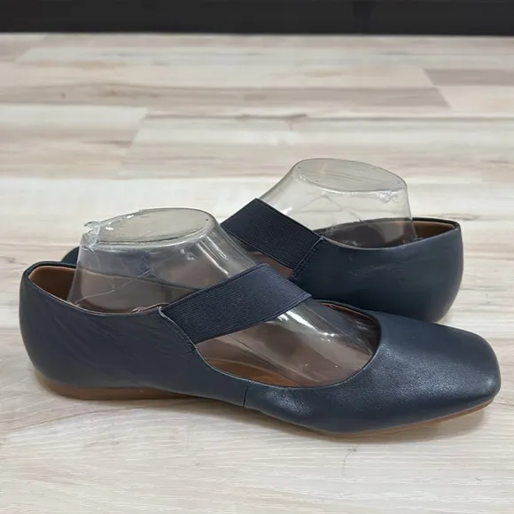 Blondo Brielle Waterproof Ballet Flat Navy Blue