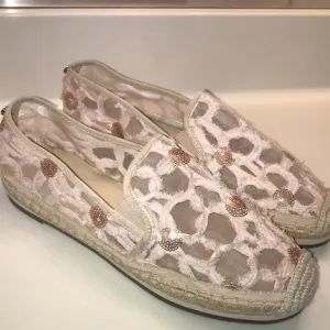 Botkier Women’s Sara Floral Lace Sequin Espadrille Flats