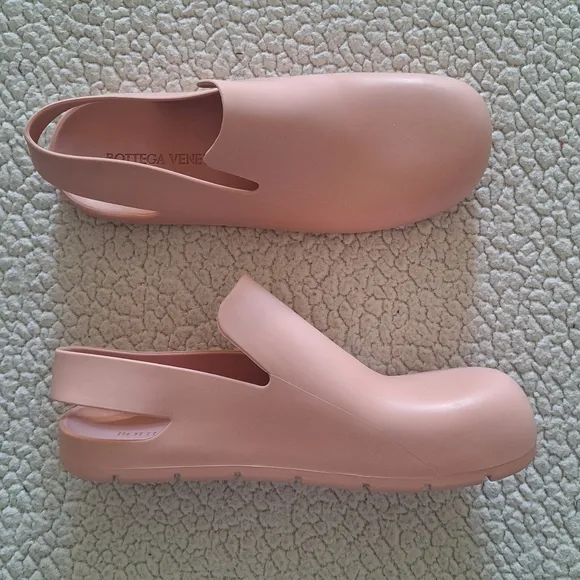 BOTTEGA VENETA Rubber Puddle Slingback Sandals In Pink EU 39 US 9 Org $990