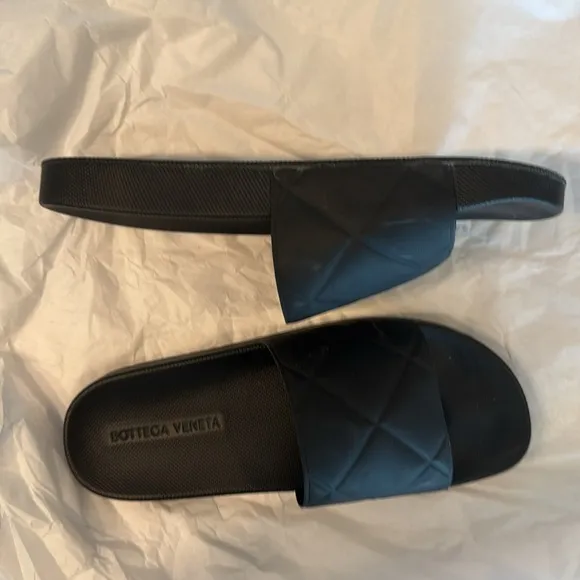 Bottega Veneta Vintage Black Quilted Rubber Slides size 45