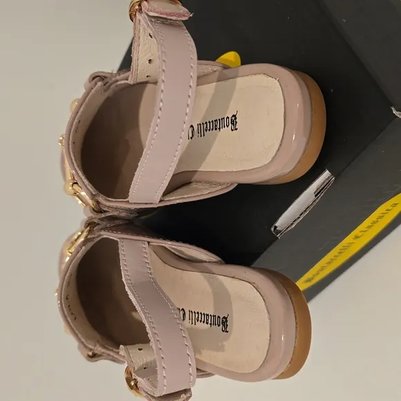 BOUTACCELLI CLASSICA NWT girls pink Loafers