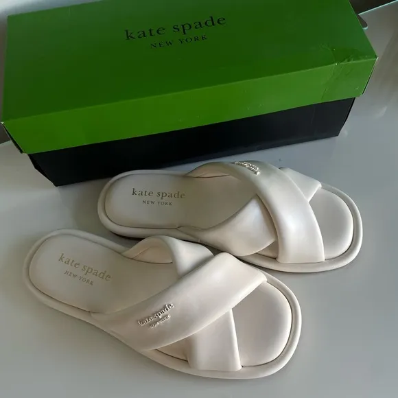 Brand New Kate Spade Rio Slide Sandals Cream Size 6