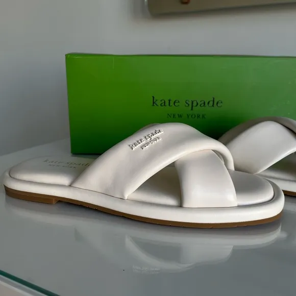 Brand New Kate Spade Rio Slide Sandals Cream Size 6