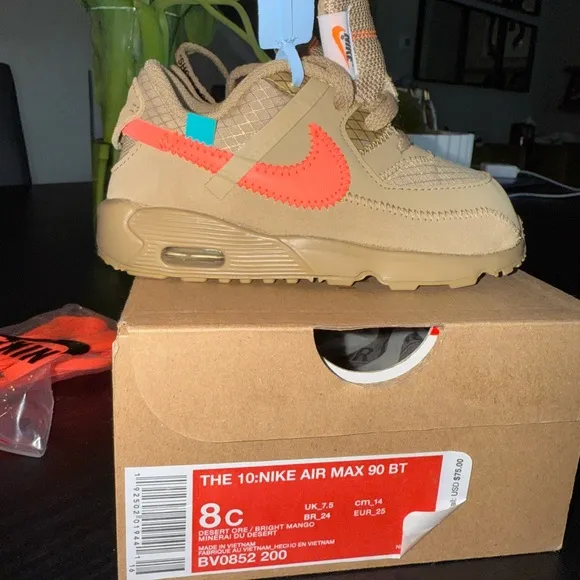 Brand New Nike Tan and Red Sneakers Rugged Outdoor Design