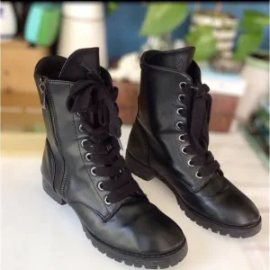 Capezio 610 W Combat Black Lace Up Womens  Boots