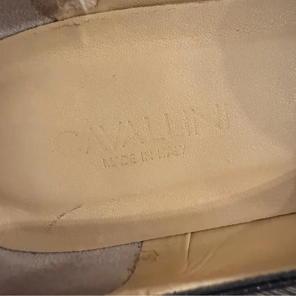 Cavallini Embossed Round Toe Loafers