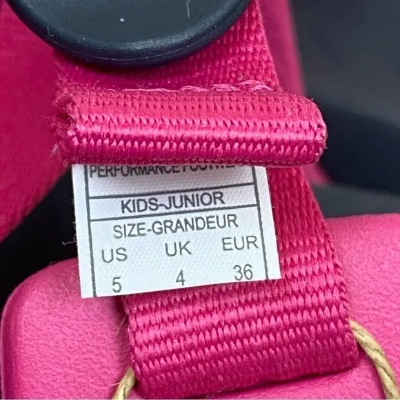 Chaco Chillos Kids Magenta Slide Sandals Size 5