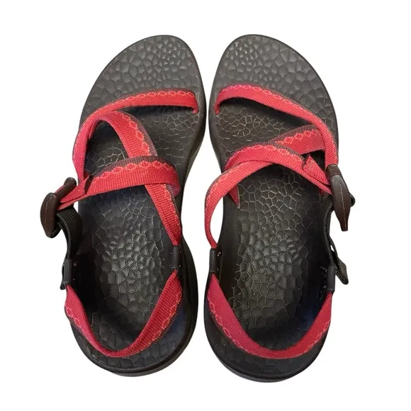 CHACO Women’s Red Updraft Embers Strappy Sandals Size 8