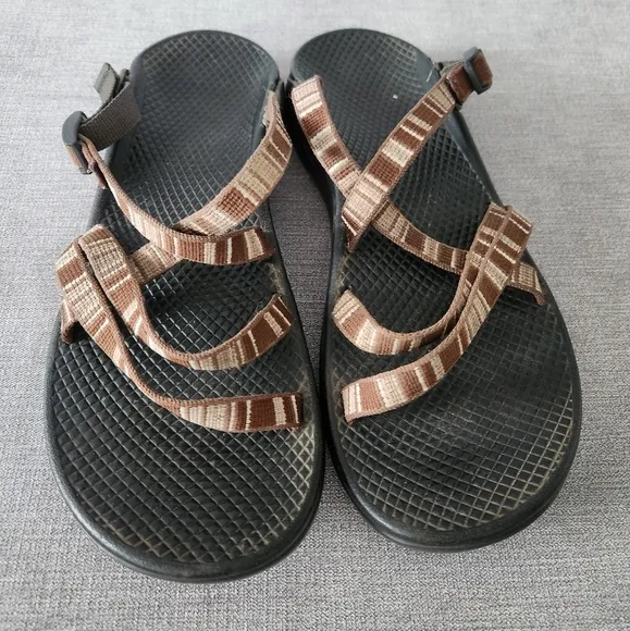 Chaco Zong Womens Slide Slip On Vibram Sandals Brown sz 8