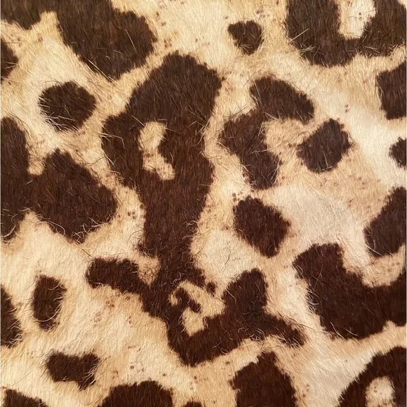 CHARLES DAVID Snow Leopard Calf Hair Pointed Toe Ankle Bootie Size 6.5 NEW